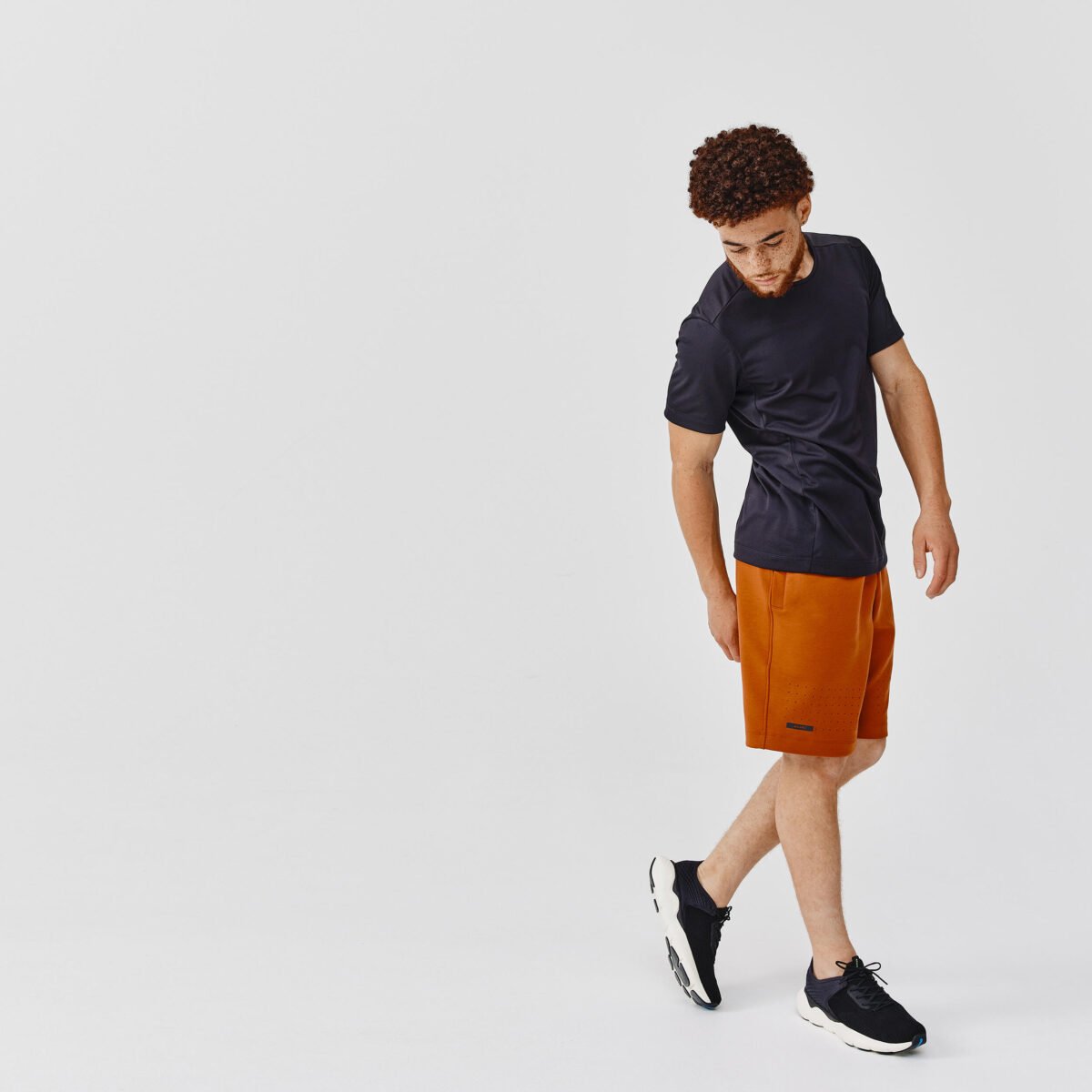 Men Running T-Shirt Breathable, Quick Dry, Kiprun 100 - Image 13